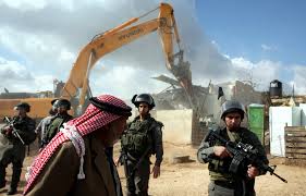 قوات الاحتلال تهدم منزلا فلسطينيا _ أرشيفية